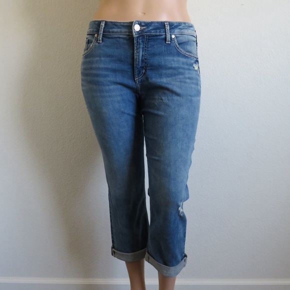 Silver Jeans Women’s DISTRESSED Denim Elyse Mid Rise Capri Plus Size 16 NWOT - Picture 2 of 3